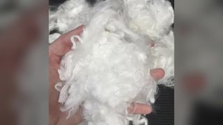 2D×25mm Faz Değişimli Enerji Depolama Elyafı, Tekstil Filli için Silikon Yağı ile İşlem Görmüş Pürüzsüz Kesikli Elyaf