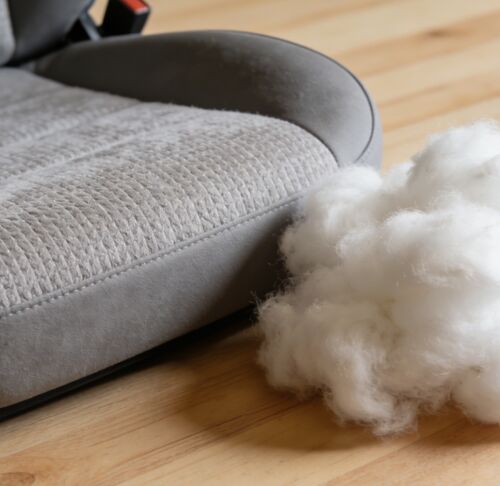 Son şirket haberleri Otomotiv iç mekanları için uygun lifler, en düşük büzülme, yüksek mukavemet ve alev geciktirici özelliklere sahiptir.