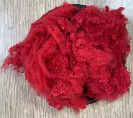 İyi bir fiyat. Virgin Polyester Staple Fiber 1.56D 38mm Parlak Kırmızı çevrimiçi