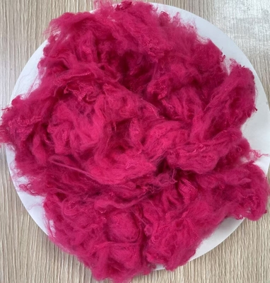 İyi bir fiyat. Geri Dönüşümlü Polyester Elyaf 1.5D 38mm Erik Moru A Kalite çevrimiçi