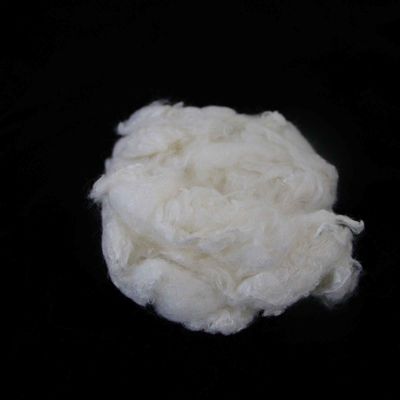 İyi bir fiyat. Beyaz Alev Geri Dayanıklı Viskoz Baskı lifleri 64mm Düğümlü Kumaşlar İçin çevrimiçi