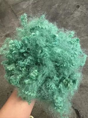 İyi bir fiyat. Çürük Polyester Staple Fiber Geri Dönüştürülmüş Silikonize 15D 51mm çevrimiçi