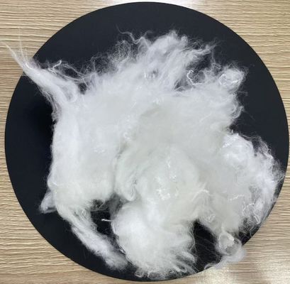 İyi bir fiyat. Beyaz Soğutma Elyafı Polyester Staple Fiber 1.5D 38mm Yüksek Dayanıklılık çevrimiçi