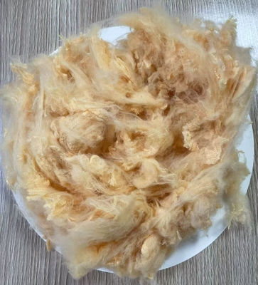 İyi bir fiyat. Parlak Renkli Katkılı Boyalı Polyester Elyaf 1.5D 38mm Hafif çevrimiçi