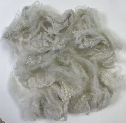 Kalite Geri dönüştürülmüş Polyester Staple Fiber 2.5D 51mm OEKO-TEX Sertifikalı Fabrika