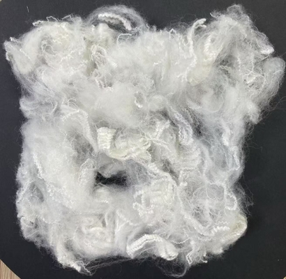 İyi bir fiyat. Geri dönüştürülmüş Polyester Staple Fiber 2.5D 51mm UV Koruması çevrimiçi