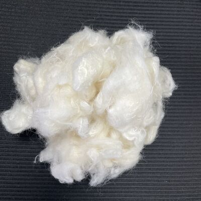 İyi bir fiyat. Premium 6D*51mm lyocell 70J Fiber, Yumuşak Cilt Dostu Doğal Selüloz Tekstil Ham Maddesi Giysi Yatak Yemek Yapımı çevrimiçi